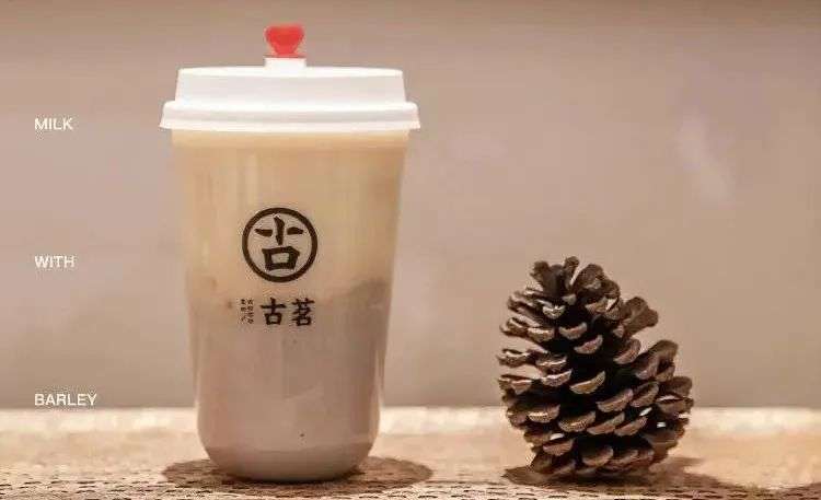 茶饮品牌新玩法，一款“带馅小料”征服无数人！